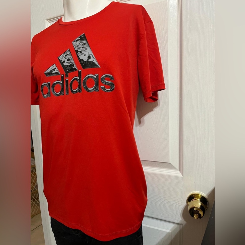 (11) Adidas Men's Red T-Shirt - Picture 3 of 10